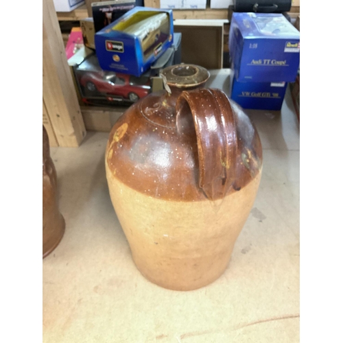 1291 - Large heavy two gallon flagon with impressed name âThomas H Furzeâ,Crutched Friars London (D)