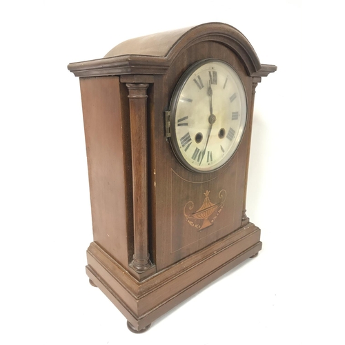 1464 - An Edwardian inlaid mahogany mantle clock, with key. 24x13x32cm approximately. (D)