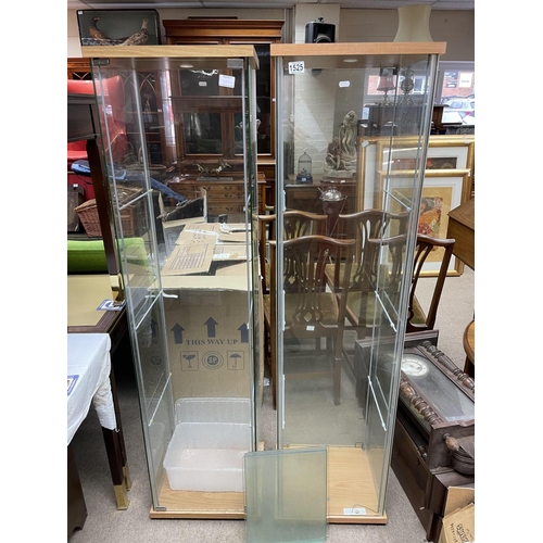 1525 - Two glass display cabinets 40cm x 36cm x 164cm