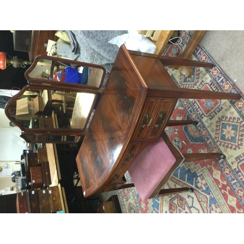 1535 - An inlaid mahogany dressing table and stool, approx 128cm x 141cm x 54cm