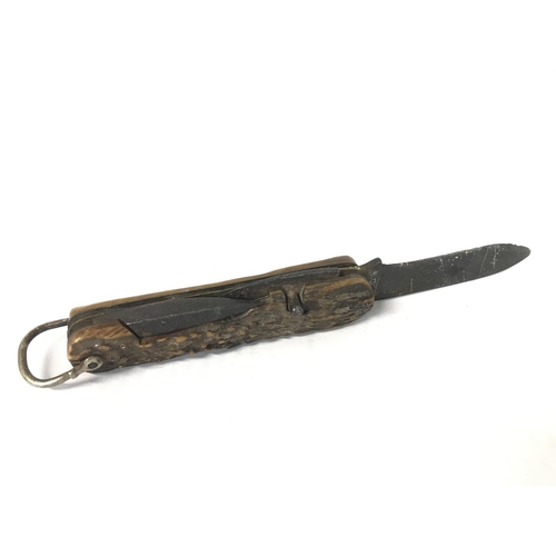 889 - A horn handled antique knife