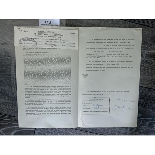 113 - Charlton Athletic 1959/60 Football Contract: Issued and signed by Stuart Leary. Excellent. Leary pla... 