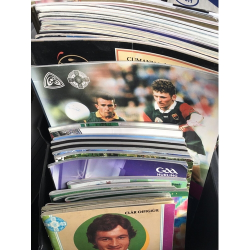 752 - Gaelic Football + Hurling Big Match Programmes: Irish final + semi final programmes with instruction... 