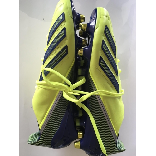 771 - Gareth Bale Tottenham Match Issued Signed Football Boots: Adidas F50 green and blue Adizero boots is... 