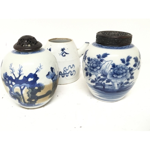 189 - Two Chinese 19th century export porcelain ginger jars with hardwood covers and a tea pot no cover wi... 