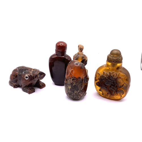 99 - 4 various form Resin snuff bottles.