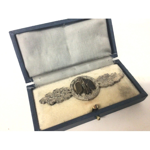 2156 - WW2 German Luftwaffe Fighter Squadron Clasp Silver Grade in original case. Maker: G. H. Osang Dresde... 