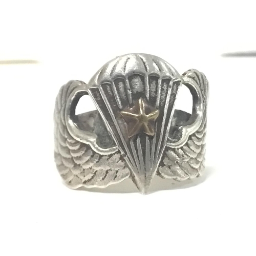 2159 - WW2 American Silver Paratroopers Ring with 1 Combat Star Wings made by Morrie Luxenburg New York. Po... 