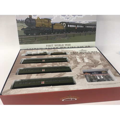 981 - Boxed Bachmann First World War Ambulance Train Set No.40 Appears unused with certificate of authenti... 