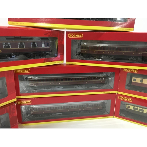 1020 - Collection of 10 boxed Hornby carriages. 00gauge