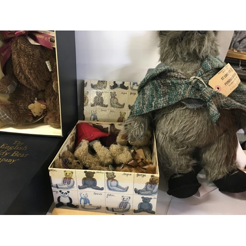 1069 - Collection of approximately 20 bears by assorted makers including Shoebutton bears..The English Tedd... 