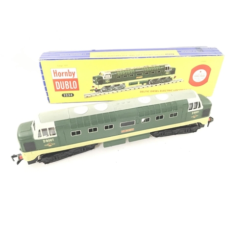 110 - A Boxed Hornby Dublo Deltric Diesel-Electric Locomotive #3234. 3-Rail.