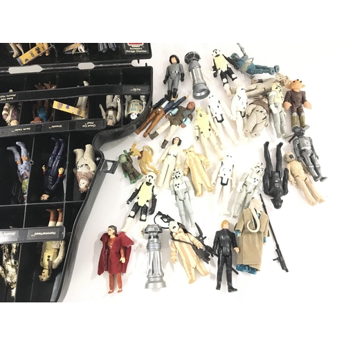 117 - A Vintage Darth Vader Collectors Case Including a Collection of Figures.