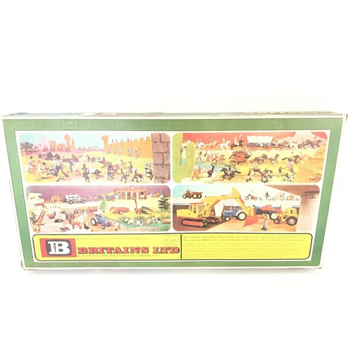 223 - A Boxed Britains Indians set #7547.