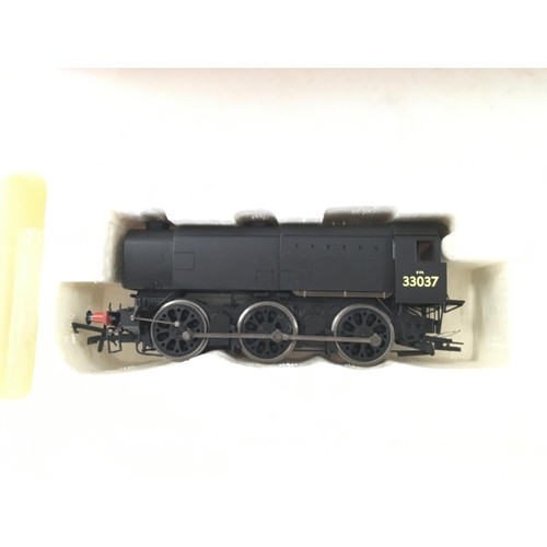 235 - A Boxed Hornby Br 0-6-0 Class QI Locomotive 33037 #R2355.