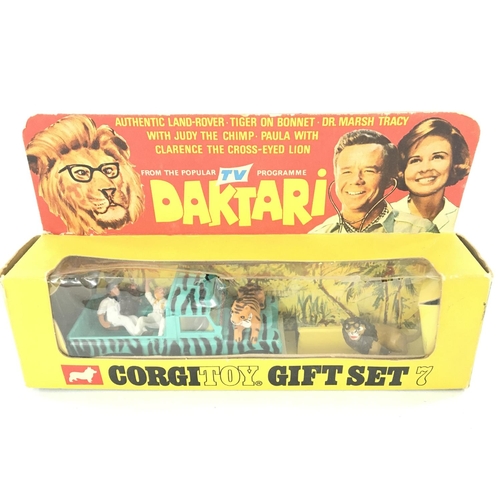 43 - A Boxed Corgi Daktari Gift Set #7