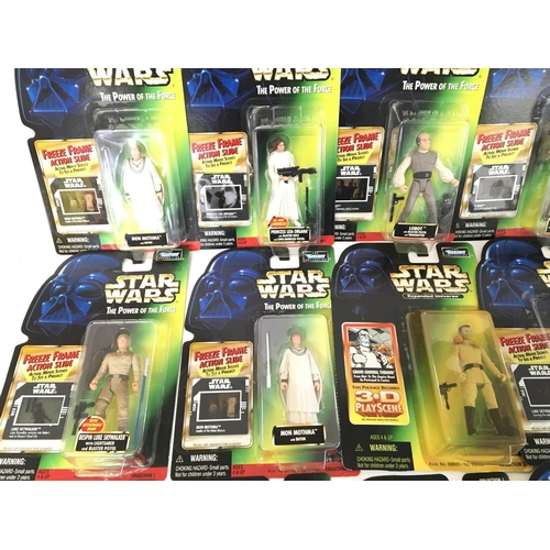 523 - A Collection of Star Wars Power Of the Force Figures.