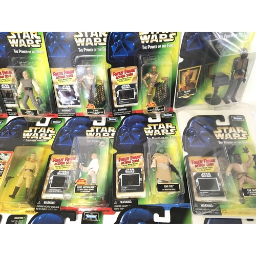 523 - A Collection of Star Wars Power Of the Force Figures.