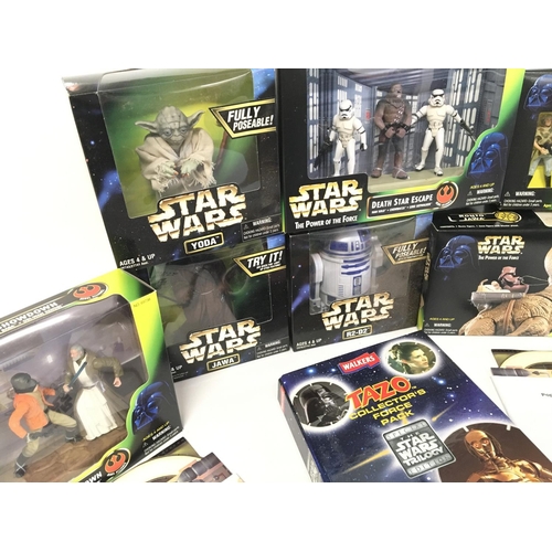 525 - A Coof Star Wars Power Of The Force Playsets, and Figures.(2).