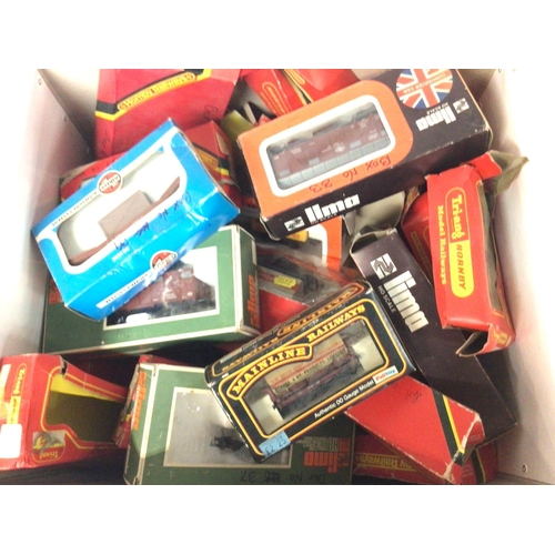 537 - A Box Containing Various 00 Gauge Wagons.boxed (Boxes are Worn) No Reserve.