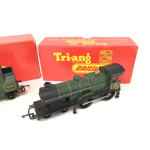 720 - 2 X Boxed 00 Gauge Tri-Ang Locomotives. A 2-6-2 Class 3MT Tank Loco Green Livery #R.59 and a 4-4-0 C... 