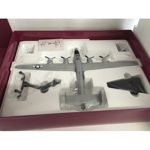 742 - Corgi AA34006 B-24j Liberator Booby Trap 1:72 The Aviation Archive collection