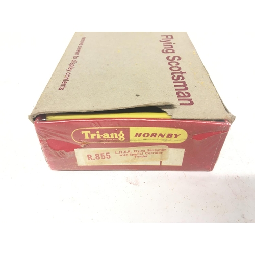 814 - A Boxed And Sealed 00 Gauge L.N.E.R. Flying Scotsman With Special Corridor Tender #R.855.