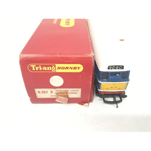 818 - A Boxed Tri-Ang Electric Loco AIA-AIA Diesel. Blue and White.#R.357.