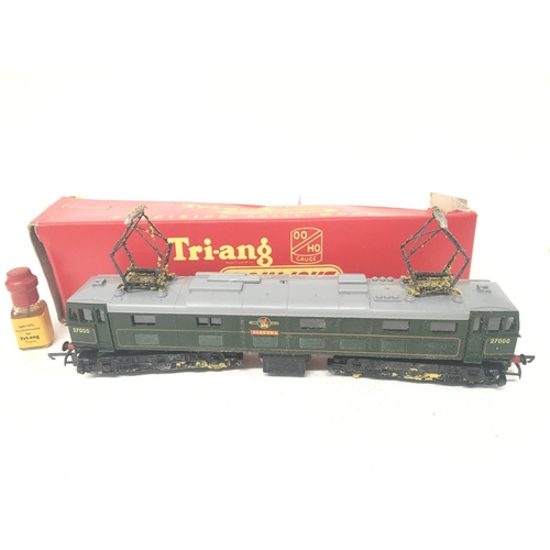 820 - A Boxed Tri-Ang 00 Gauge Co-Co Class EM2 Electric Locomotive. #R.351.