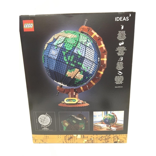 848 - A Boxed And sealed Lego The Globe #040.