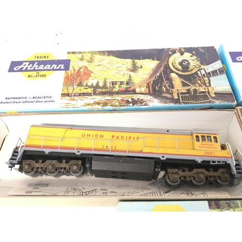 886 - 3 X Boxed HO Gauge Athearn Locos. Including Union Pacific and New York Central.