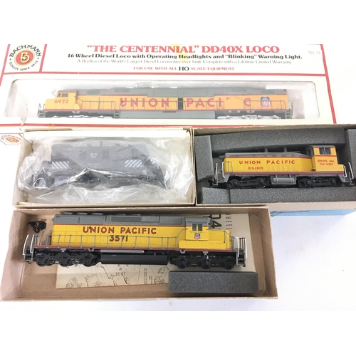 893 - 5 X Boxed Athearn and Bachmann Ho Gauge Locomotives mostly Union Pacific. Some in need of attention.