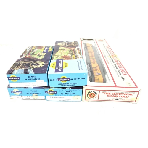 893 - 5 X Boxed Athearn and Bachmann Ho Gauge Locomotives mostly Union Pacific. Some in need of attention.