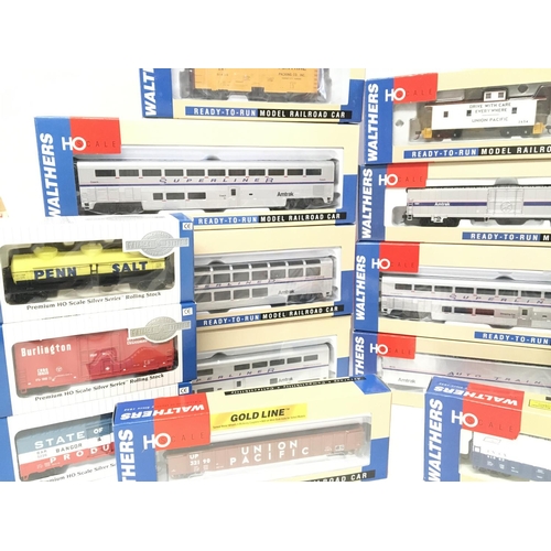 902 - A Collection of HO Coaches And Wagons. Including Walthers and Bachmann