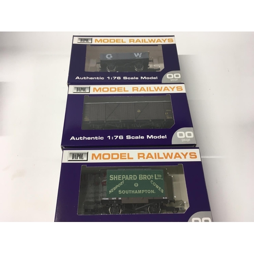 982 - Collection of 5 boxed Dapol railway model freight wagons. 00 gauge 1:76 scale