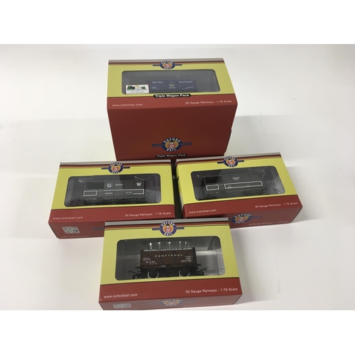 987 - Collection of 6 boxed model railway wagons by Oxford Rail. 00 gauge