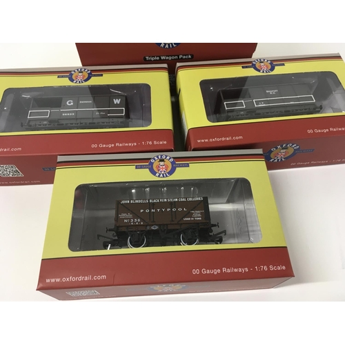 987 - Collection of 6 boxed model railway wagons by Oxford Rail. 00 gauge