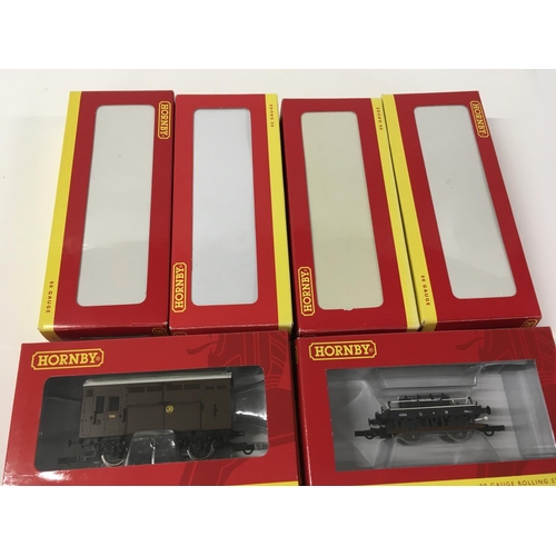 989 - Collection of 6 boxed Hornby railway wagons. 00 gauge