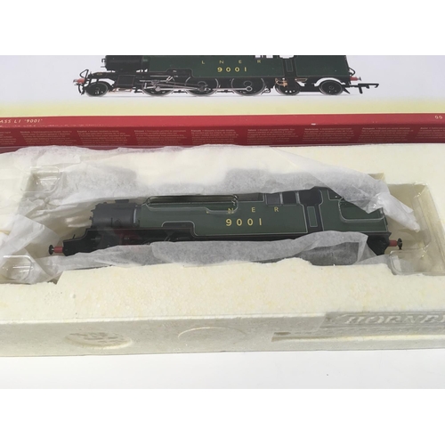 991 - Boxed Hornby locomotive R 2912x LNER Thompson Class L1 Decoder fitted.