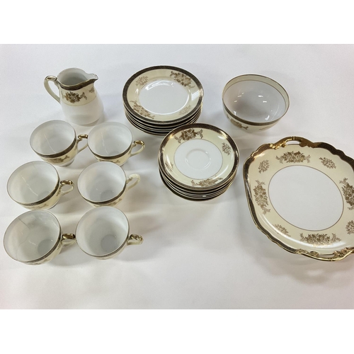 1132 - A Noritake tea set. There is damage to three of the cups and clips on 2 saucers see last picture. Po... 