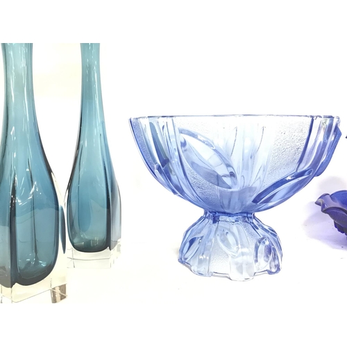 1170 - Pair of blue mid 20th century vases, bowl and stand. Postage cat D