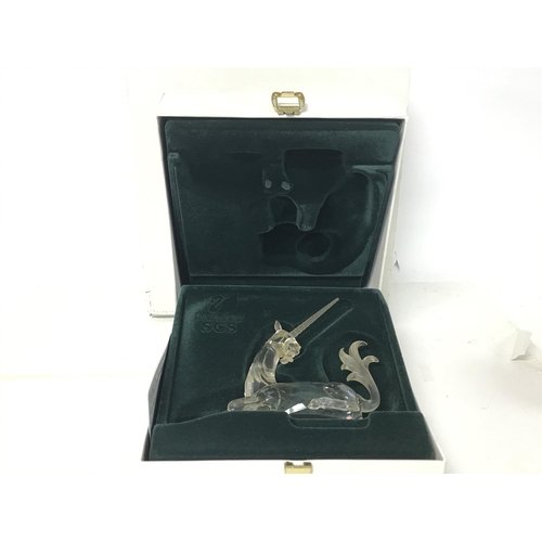 1209 - Boxed 1996 Annual Edition Swarovski unicorn. Postage cat D No signs of obvious damage/restoration