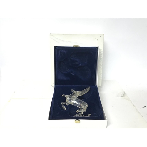 1210 - Boxed Swarovski 1998 Annual Edition Pegasus, Postage cat D. Damaged in need of restoration.