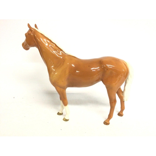 1250 - Large Beswick horse, Palomino Hunter. 30cm tall. No obvious signs of damage or restoration. Postage ... 