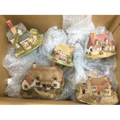 1288 - A collection of over 50 Lilliput Lane cottages of which over 30 are boxed. Also includes other Lilli... 