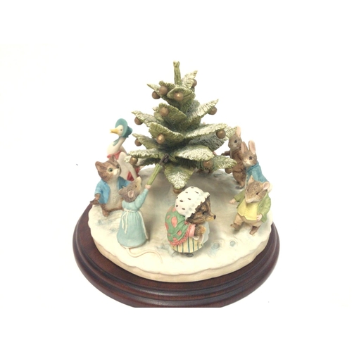 1302 - Border fine arts Christmas tree dance sculpture. No damage observed. Approximately 19cm wide by 18cm... 