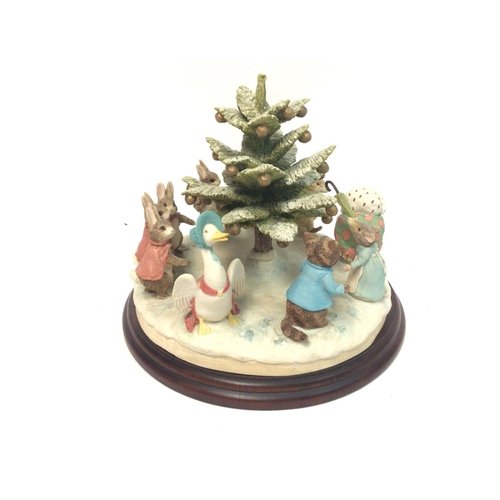 1302 - Border fine arts Christmas tree dance sculpture. No damage observed. Approximately 19cm wide by 18cm... 