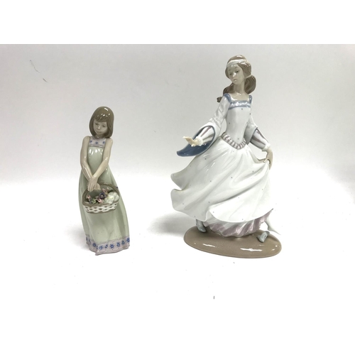 1335 - Five Lladro figures, shipping category C.