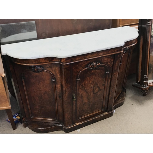 1695 - Walnut veneered Chiffonier with marble top 35x130x83cm approx