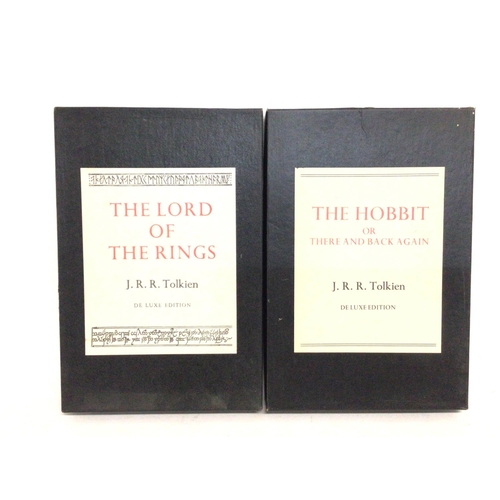 2014 - Boxed De Luxe editions The Lord of the Rings & The Hobbit by J.R.R Tolkien. In very good condition. ... 